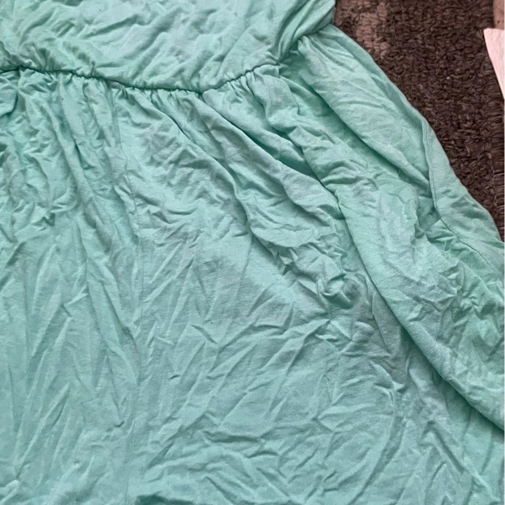 Used condition, color me red jumper - Picture 12 of 16